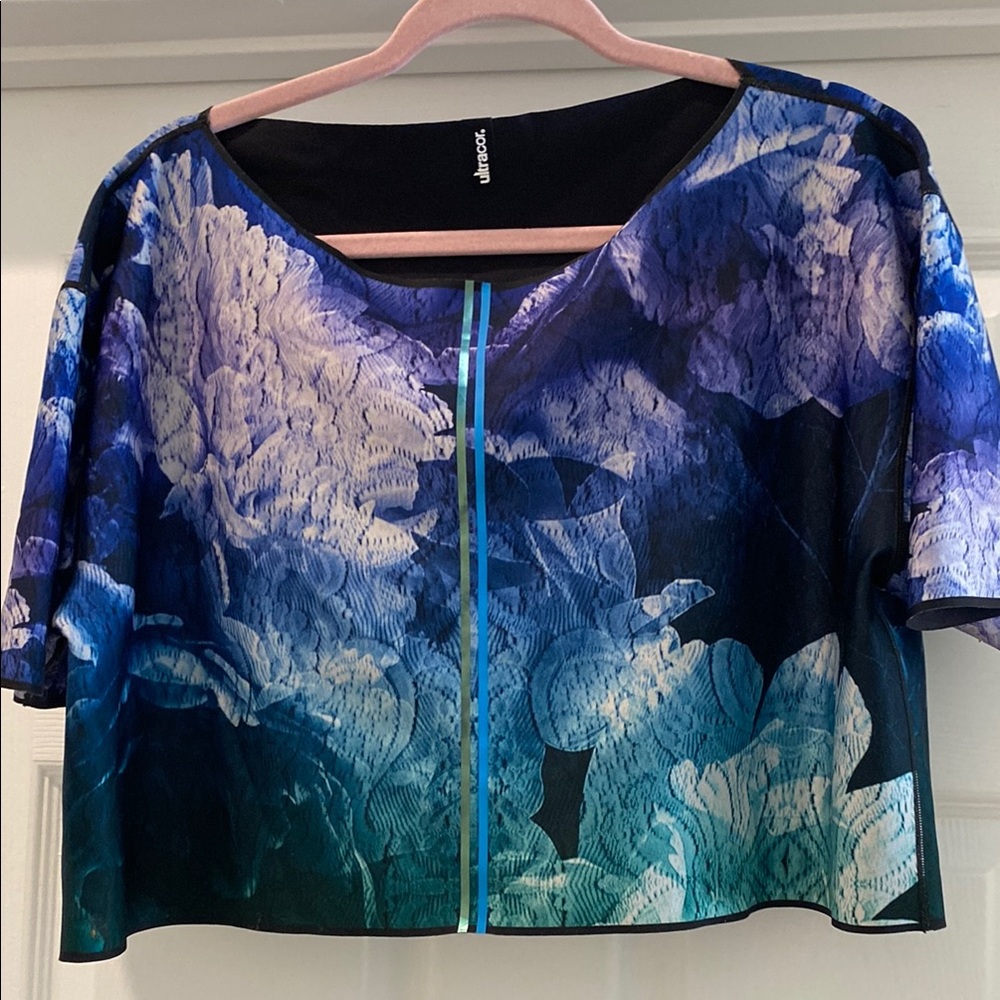 Ultracor Multicolored Graphic Crop Top Short Sleeve